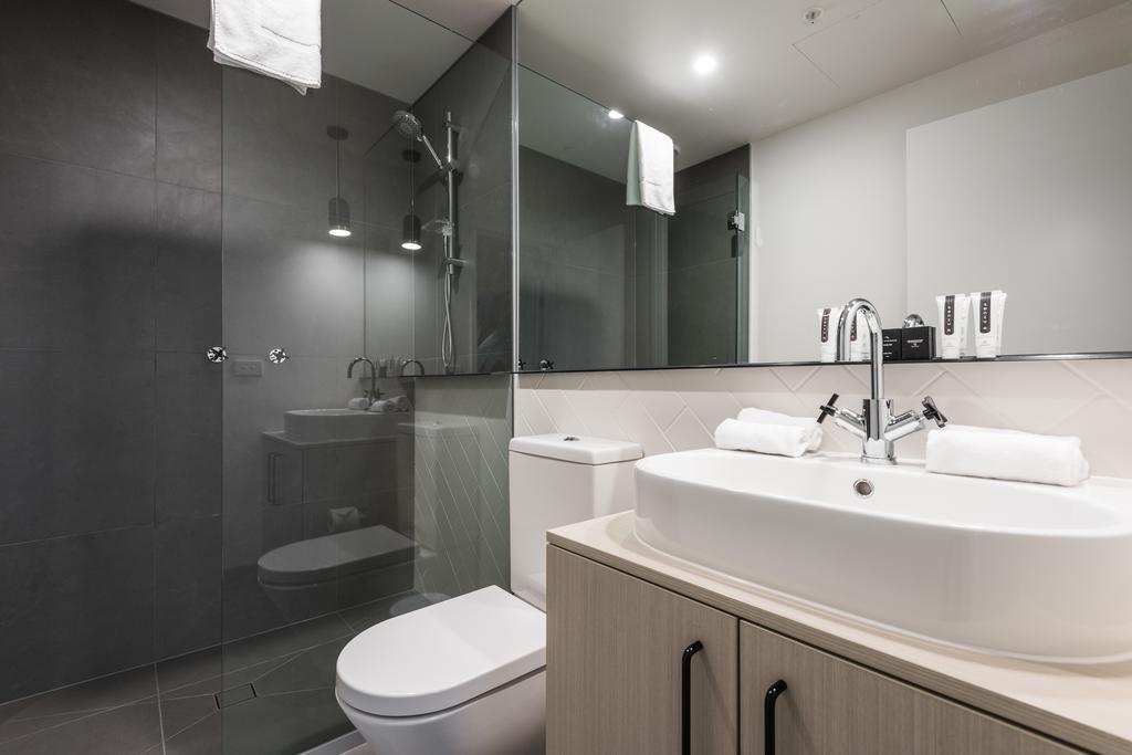 Playhouse Apartments Abbotsford Мельбурн Экстерьер фото