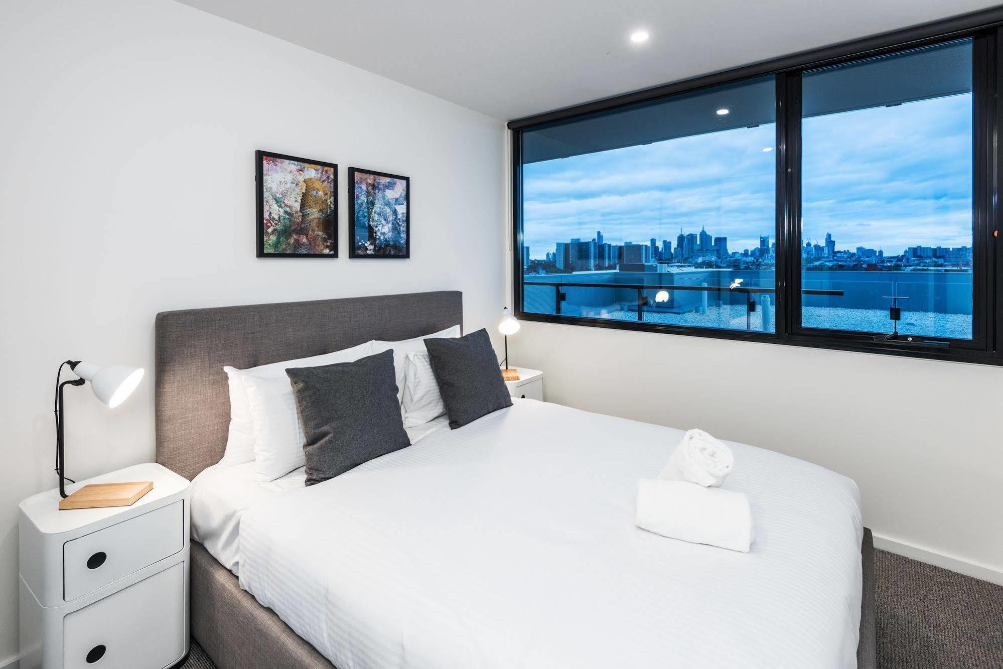 Playhouse Apartments Abbotsford Мельбурн Экстерьер фото